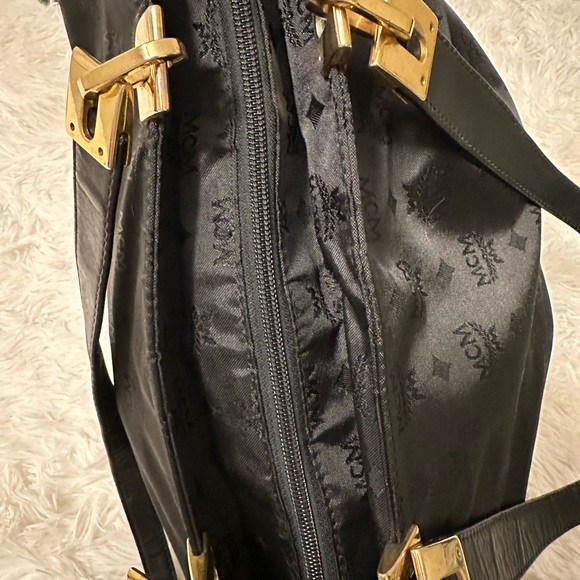 MCM canvas tote - Picture 4 of 16